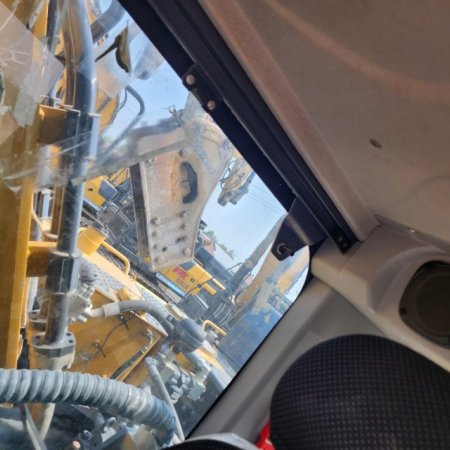 徐工XE550DK履带式挖掘机