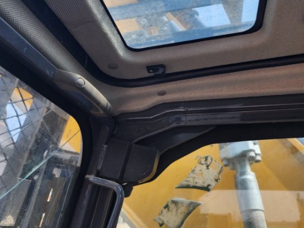 徐工XE550DK履帶式挖掘機