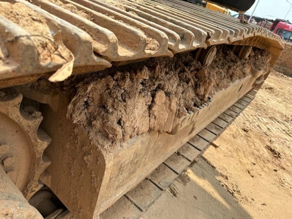 徐工XE380DK履帶式挖掘機