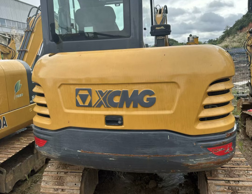 徐工XE55DA履带式挖掘机