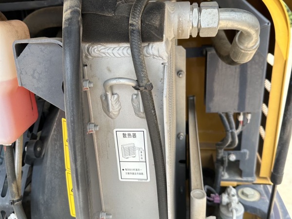 徐工XE55DA履帶式挖掘機(jī)