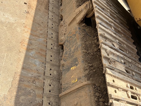 徐工XE55DA履帶式挖掘機(jī)