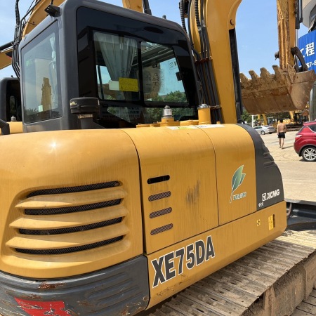 徐工XE55DA履带式挖掘机