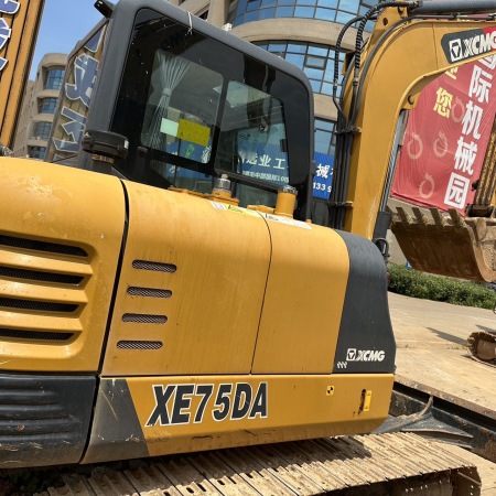 徐工XE60DA履带式挖掘机