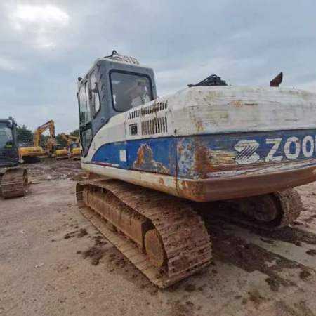 中联重科ZE205E履带式挖掘机