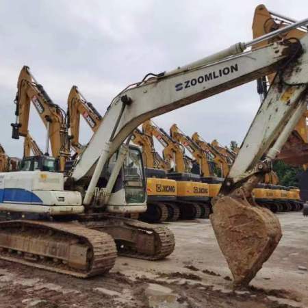 中联重科ZE205E履带式挖掘机