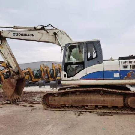 中联重科ZE205E履带式挖掘机