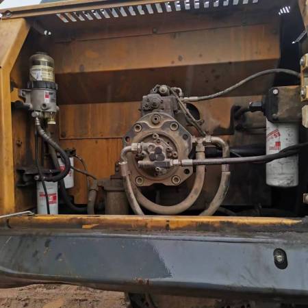 徐工XE400DK履带式挖掘机