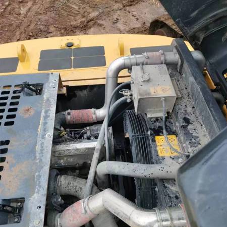 徐工XE400DK履带式挖掘机