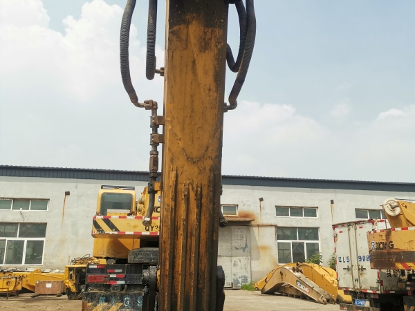 徐工XE400DK履帶式挖掘機(jī)