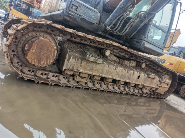 徐工XE400DK履帶式挖掘機(jī)