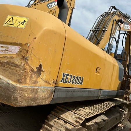 徐工XE370D履带式挖掘机