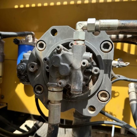 徐工XE370D履带式挖掘机