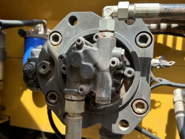 徐工XE370D履帶式挖掘機(jī)