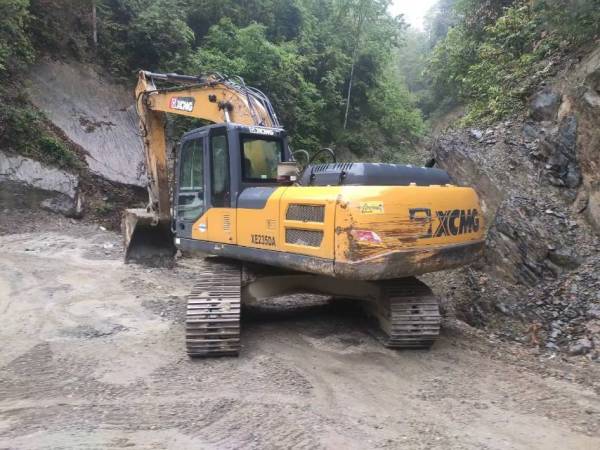 徐工XE215DA履帶式挖掘機(jī)