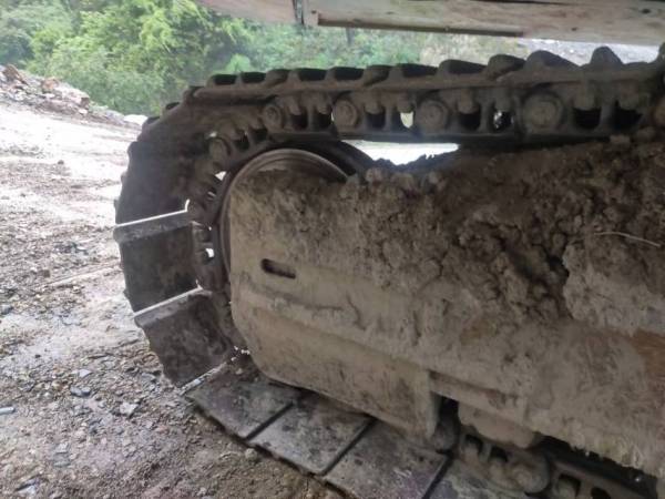 徐工XE215DA履帶式挖掘機(jī)