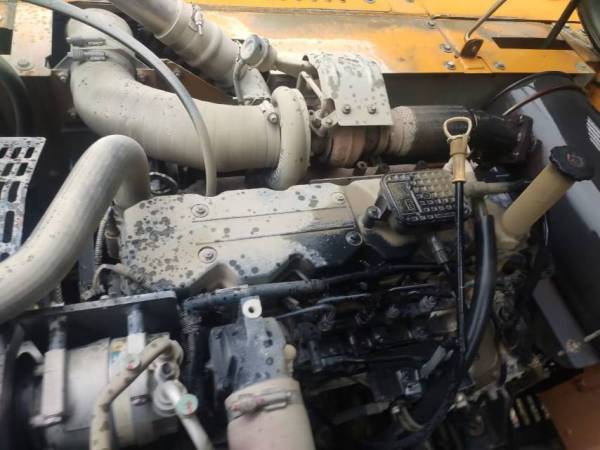 徐工XE215DA履帶式挖掘機(jī)