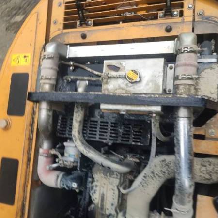 徐工XE215DA履带式挖掘机