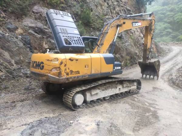 徐工XE215DA履帶式挖掘機(jī)