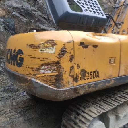 徐工XE215DA履带式挖掘机