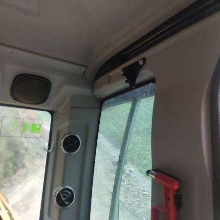 徐工XE215DA履带式挖掘机