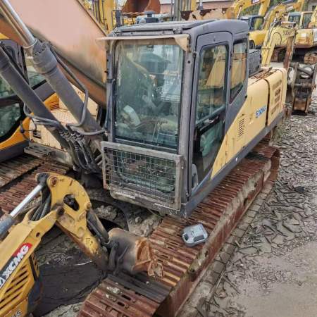 三一重工SY365C履带式挖掘机