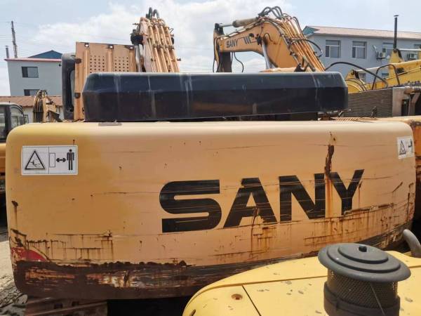 三一重工SY365C履帶式挖掘機(jī)