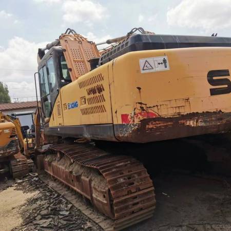 三一重工SY365C履带式挖掘机