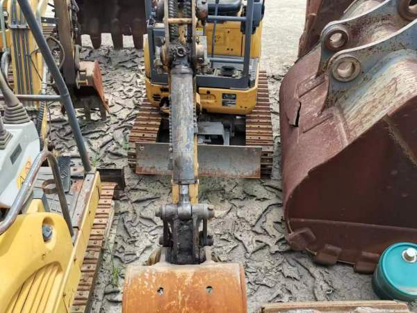 徐工XE15U履帶式挖掘機(jī)