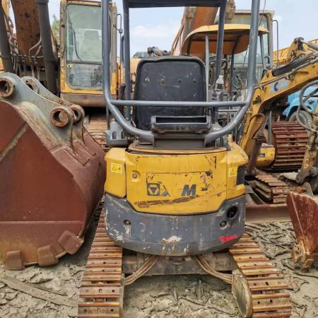 徐工XE15U履带式挖掘机