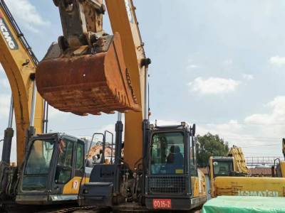 徐工XE370D履帶式挖掘機