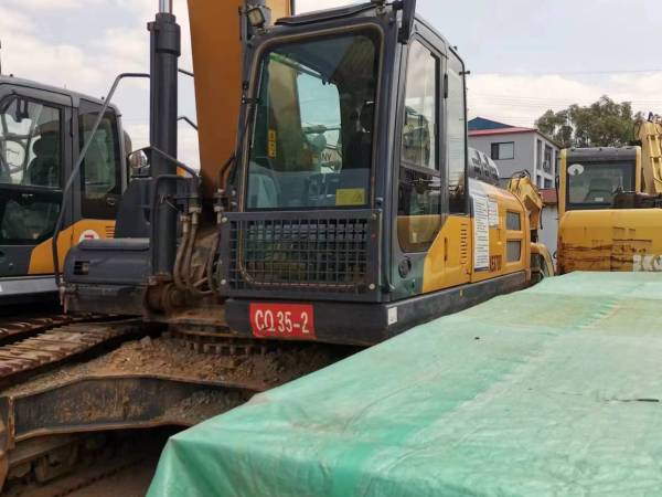 徐工XE370D履帶式挖掘機