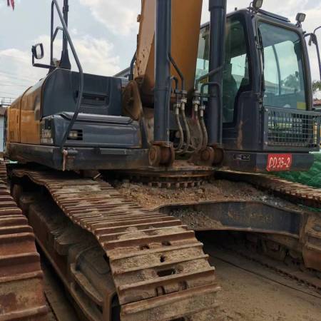 徐工XE370D履带式挖掘机