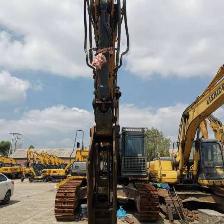 徐工XE490DK履带式挖掘机