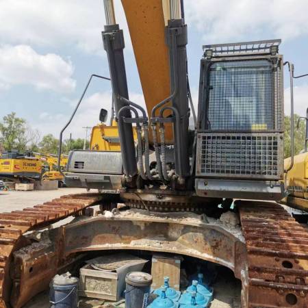 徐工XE490DK履带式挖掘机