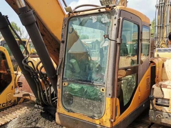 三一重工SY365C履帶式挖掘機(jī)