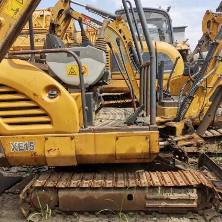 徐工XE15C履带式挖掘机