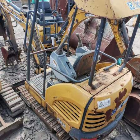 徐工XE15C履带式挖掘机