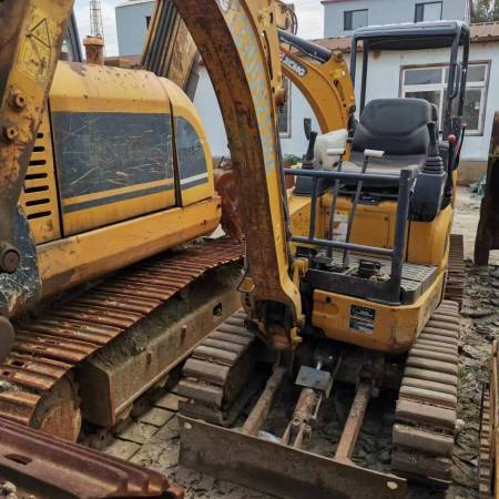 徐工XE15U履带式挖掘机