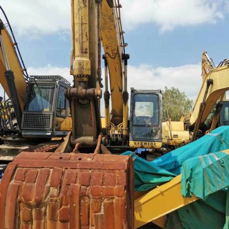 力士德SC220.8履带式挖掘机