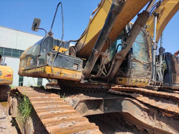 卡特彼勒340D2L履帶式挖掘機