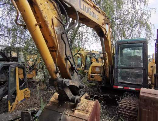 柳工CLG908C履带式挖掘机