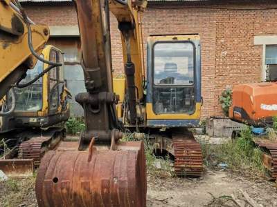 德州寶鼎WY90D-9履帶式挖掘機(jī)