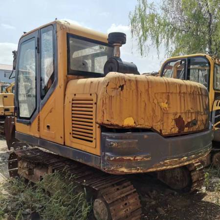 德州宝鼎WY90D-9履带式挖掘机