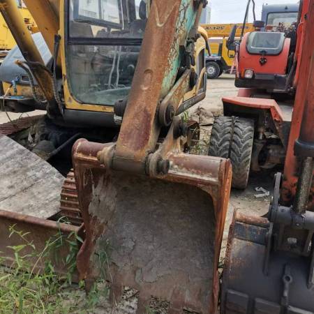 石川岛IHI80NS履带式挖掘机