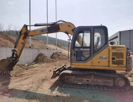 徐工XE80履带式挖掘机