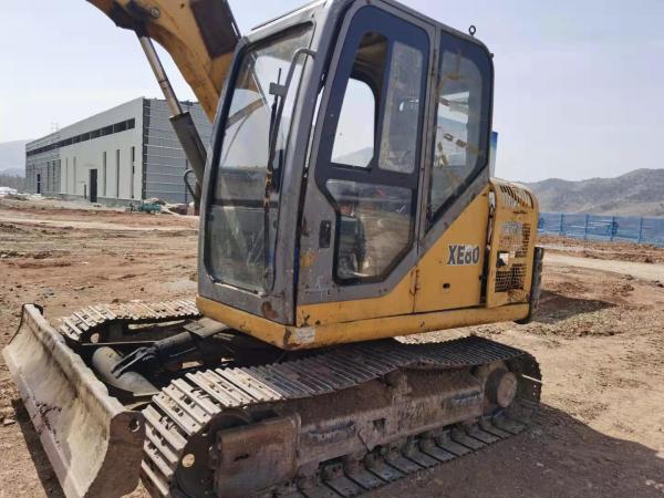 徐工XE80履帶式挖掘機