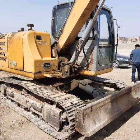 徐工XE80履带式挖掘机