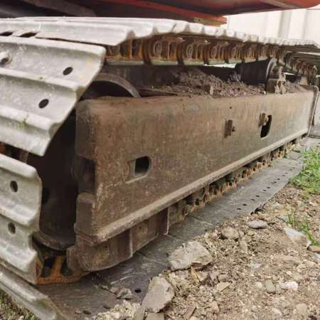 斗山DX80履带式挖掘机