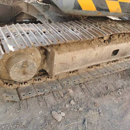 斗山DX80履带式挖掘机